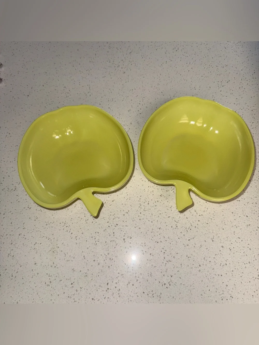 2 Vtg Hazel Atlas Orchard Ware apple shaped bowls in bright yellow Platonite